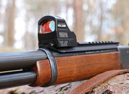 Best Benelli M4 Red Dot Sights